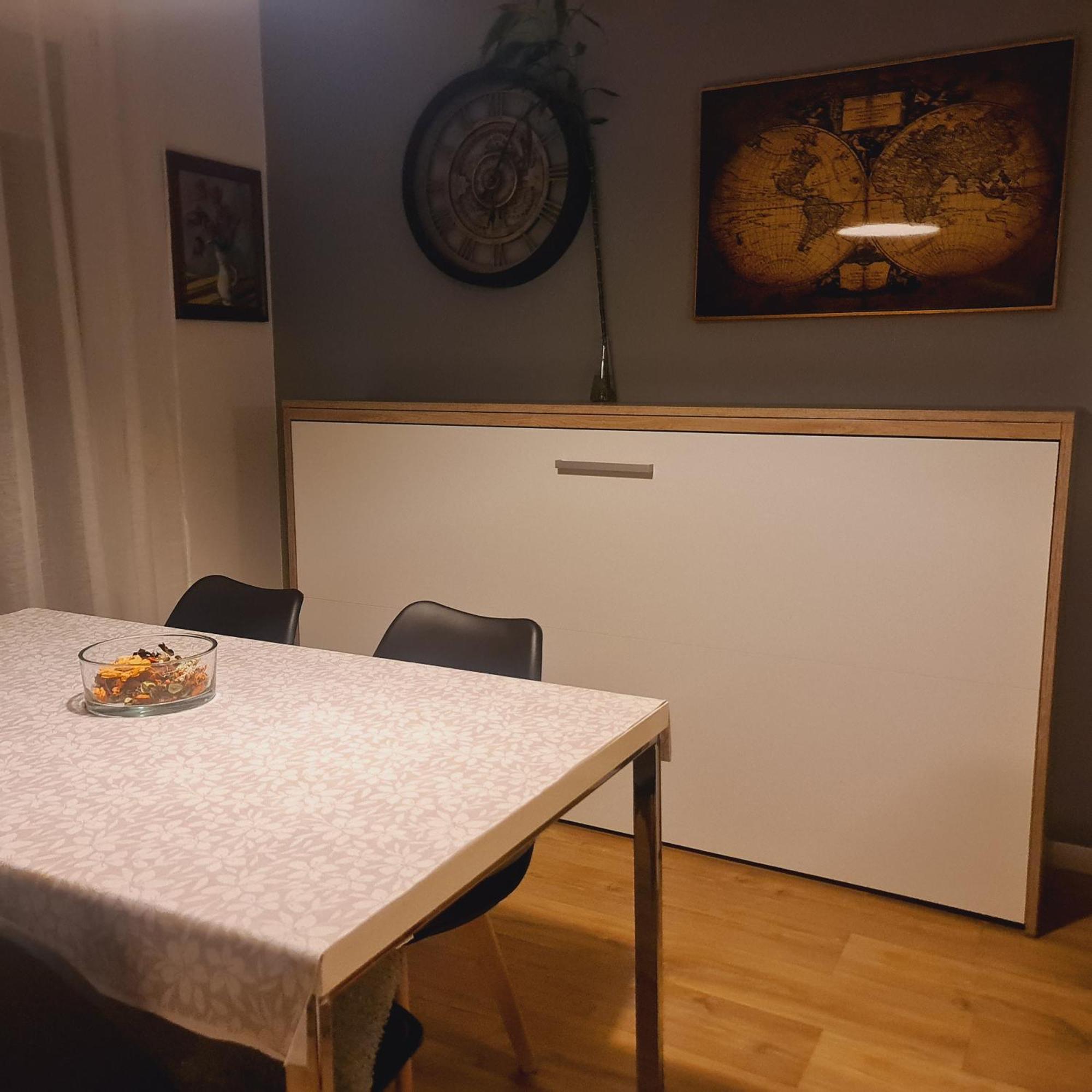 A&c 5mn Basel Airport Apartment *