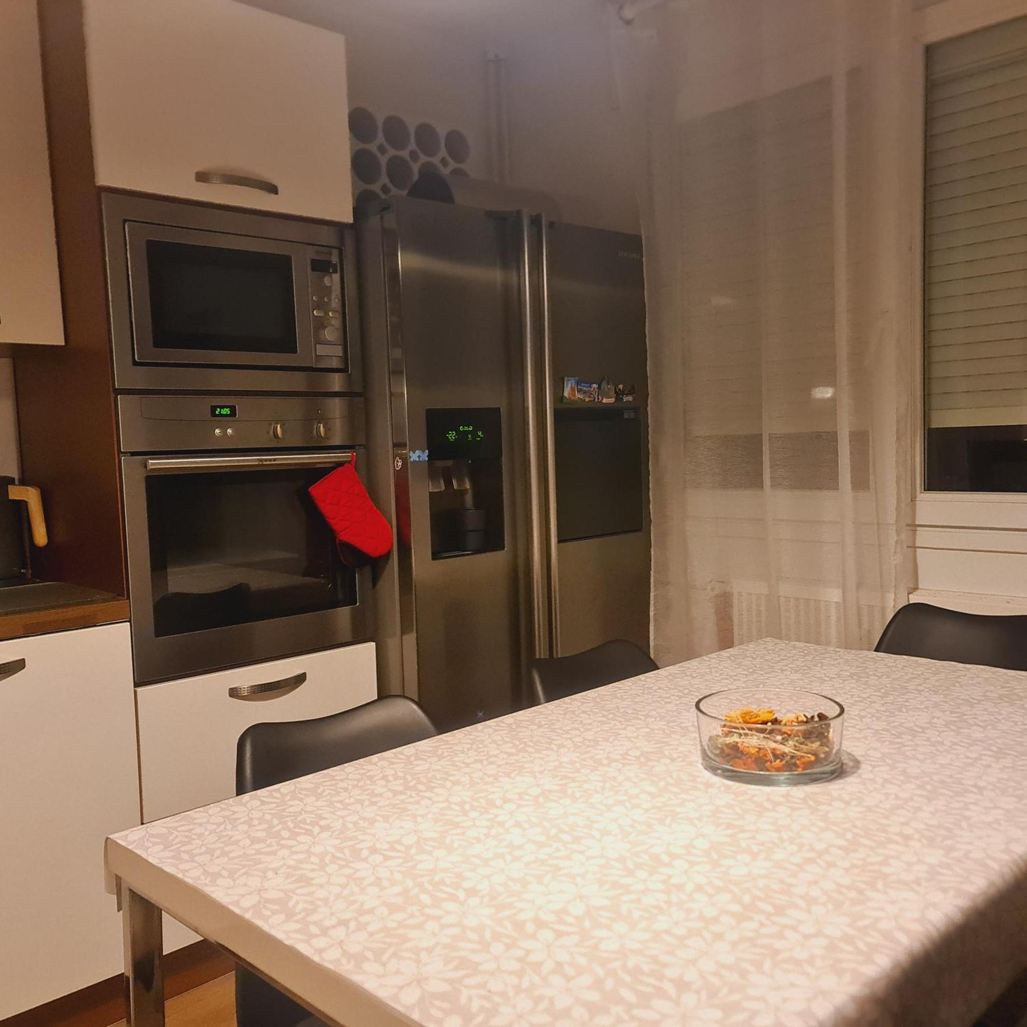 A&c 5mn Basel Airport Apartment *